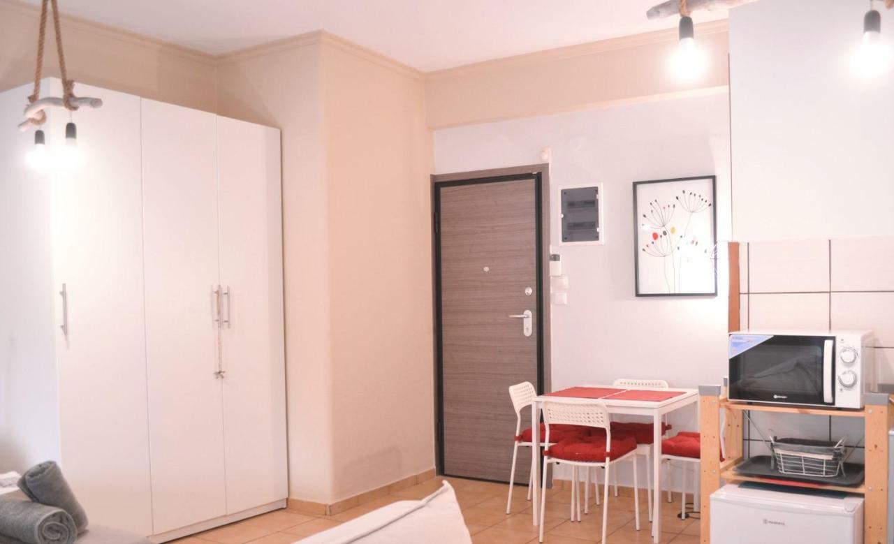 Apartament Athens Modern Minimalistic Sunny Studio With Balcony Zewnętrze zdjęcie